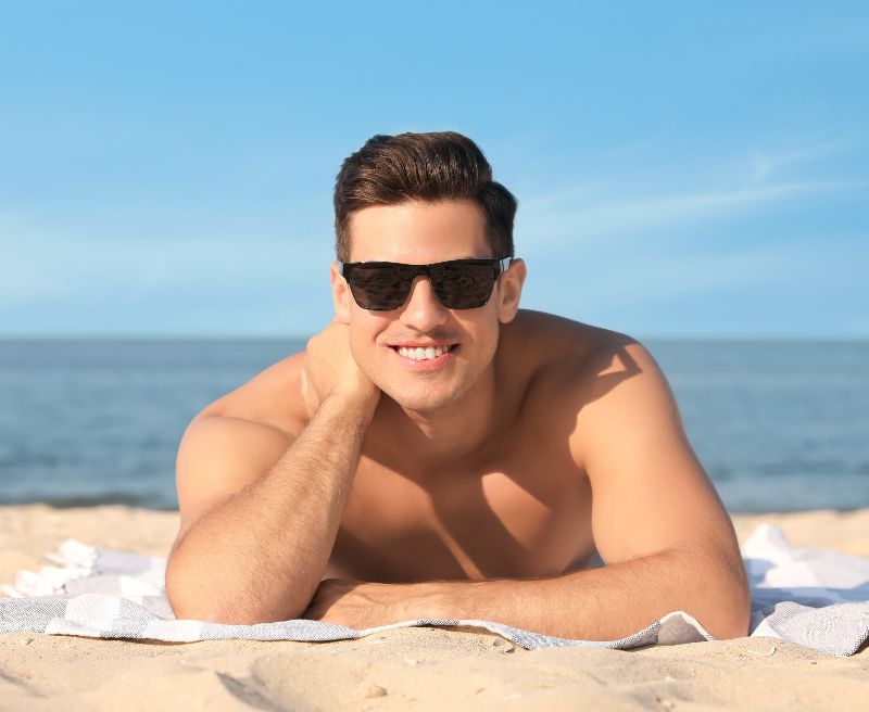 Hair transplant in October: next summer starts now